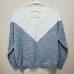 MAIN STRIP Knit V Neck Sweater Size Small White Gray Long Sleeve Colorblock